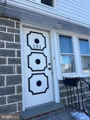 151 N CAROL BLVD, Upper Darby, PA 19082