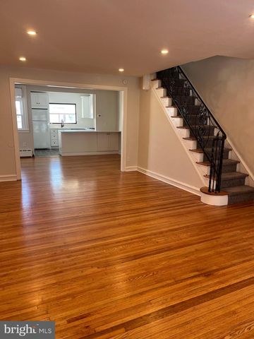 151 N CAROL BLVD, Upper Darby, PA 19082