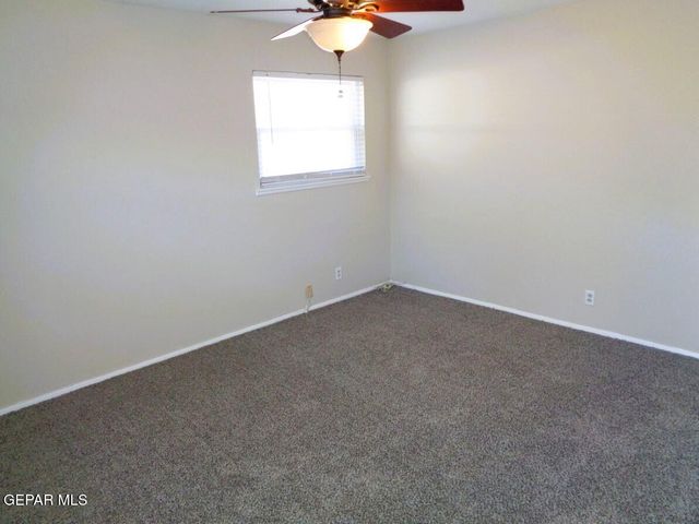 621 Westview Avenue, El Paso, TX 79912