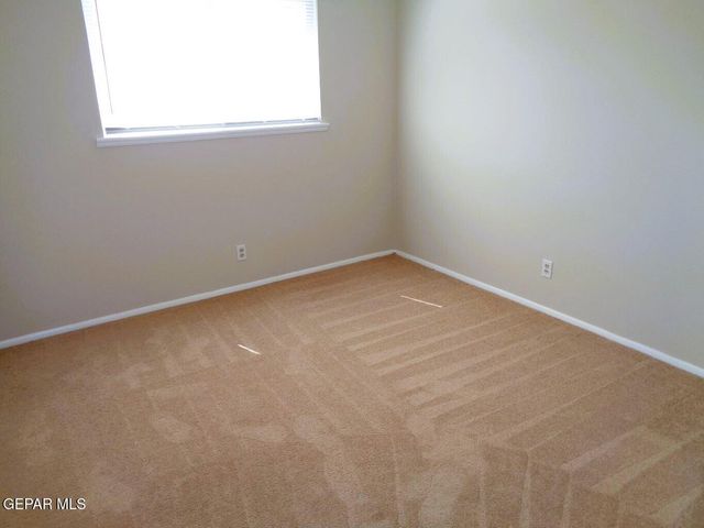 621 Westview Avenue, El Paso, TX 79912