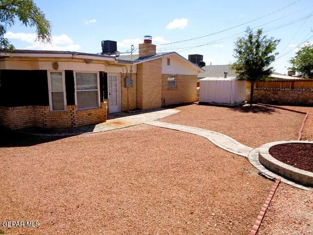 621 Westview Avenue, El Paso, TX 79912