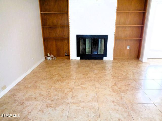 621 Westview Avenue, El Paso, TX 79912