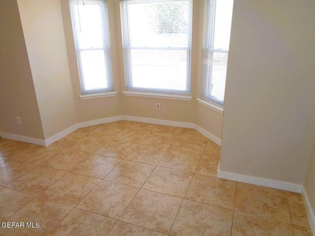 621 Westview Avenue, El Paso, TX 79912