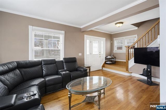 75 Pine Street, Hackensack, NJ 07601