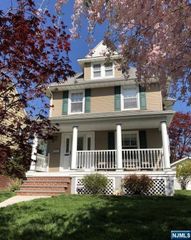 75 Pine Street, Hackensack, NJ 07601