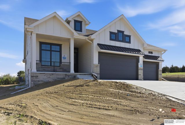 21710 Blaine Street, Omaha, NE 68022
