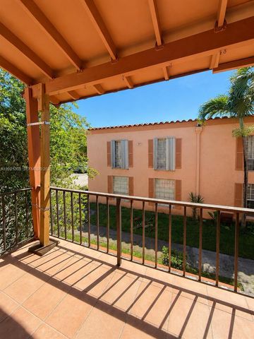 7160 Fairway Dr J16, Miami Lakes, FL 33014