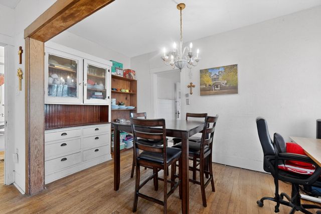 1504 6th Street NW, Albuquerque, NM 87102