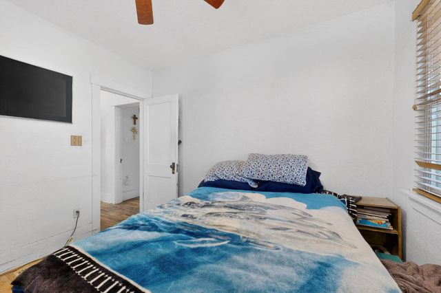 1504 6th Street NW, Albuquerque, NM 87102