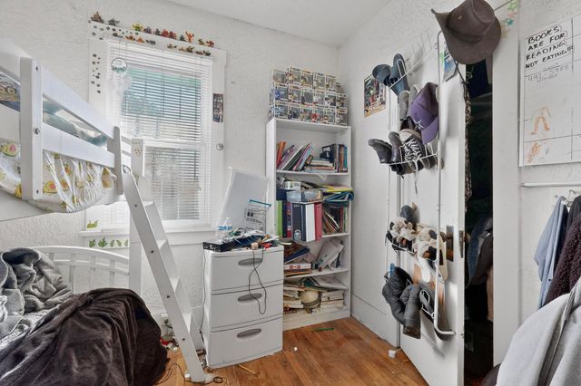 1504 6th Street NW, Albuquerque, NM 87102