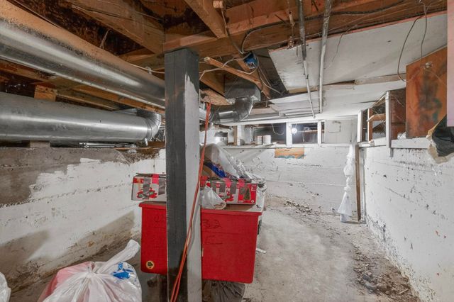 1504 6th Street NW, Albuquerque, NM 87102