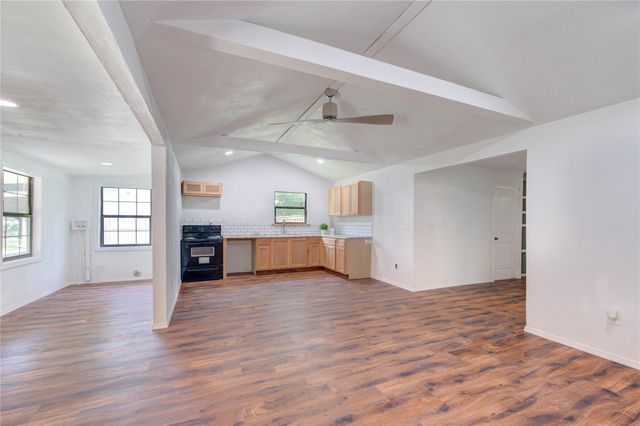 30 Vivian Lane, Shepherd, TX 77371