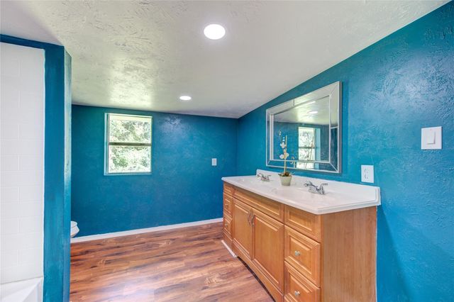 30 Vivian Lane, Shepherd, TX 77371