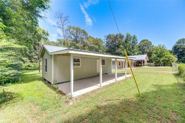 30 Vivian Lane, Shepherd, TX 77371