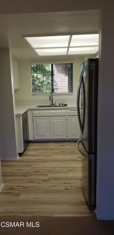 751 Birchpark Circle 204, Thousand Oaks, CA 91360