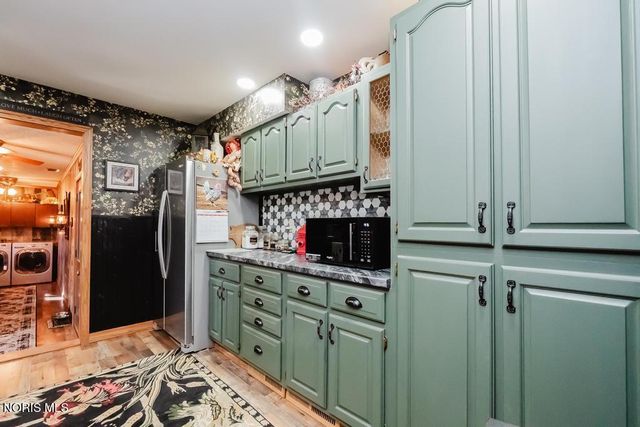 2419 Hollybrook Drive, Findlay, OH 45840