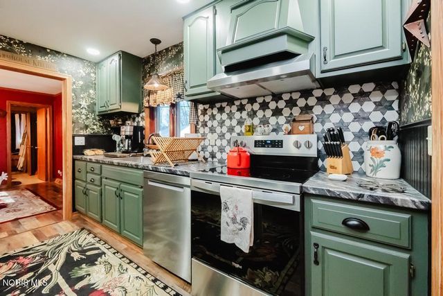 2419 Hollybrook Drive, Findlay, OH 45840