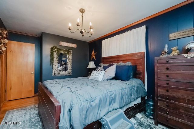 2419 Hollybrook Drive, Findlay, OH 45840