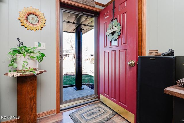 2419 Hollybrook Drive, Findlay, OH 45840