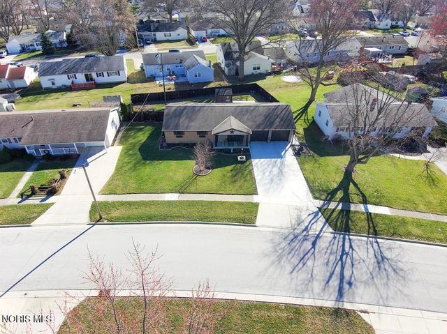 2419 Hollybrook Drive, Findlay, OH 45840