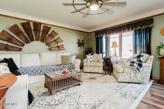 2419 Hollybrook Drive, Findlay, OH 45840