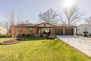 2419 Hollybrook Drive, Findlay, OH 45840