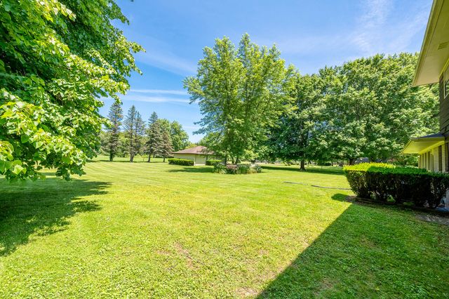 14950 W York House Road, Wadsworth, IL 60083
