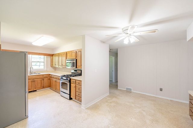 14950 W York House Road, Wadsworth, IL 60083