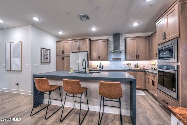 11300 N CASA DEGA Drive 1041, Surprise, AZ 85388