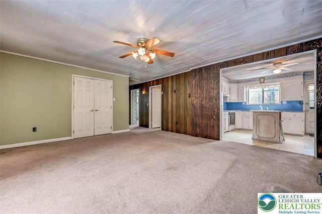 1912 Johns Road, Chestnuthill Twp, PA 18330