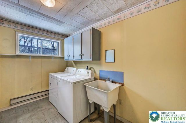 1912 Johns Road, Chestnuthill Twp, PA 18330