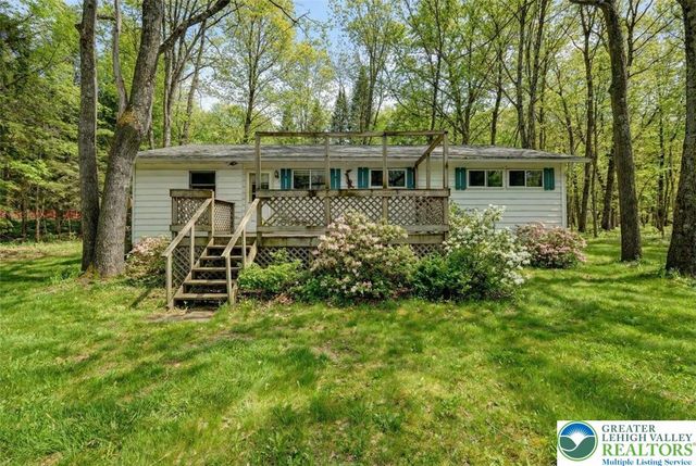 1912 Johns Road, Chestnuthill Twp, PA 18330