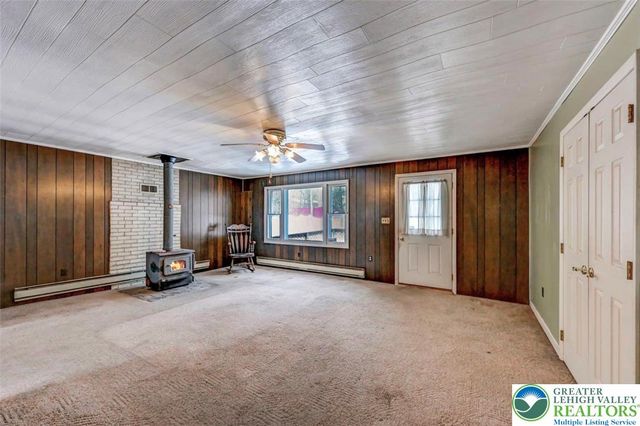 1912 Johns Road, Chestnuthill Twp, PA 18330