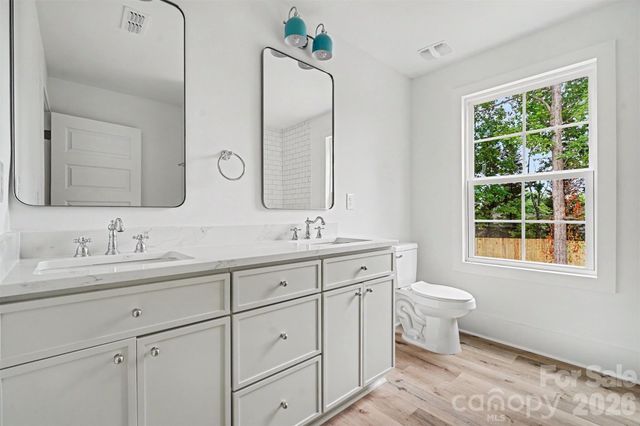 7925 Large Oak Lane, Mint Hill, NC 28227