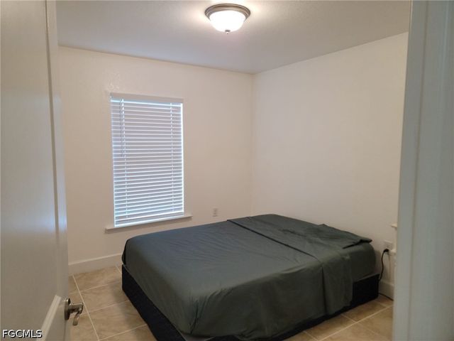 5060 Benton ST, Lehigh Acres, FL 33971