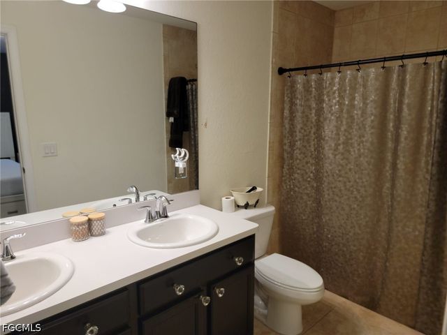 5060 Benton ST, Lehigh Acres, FL 33971