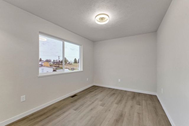 4301 N Torrez Ln, Spokane, WA 99212