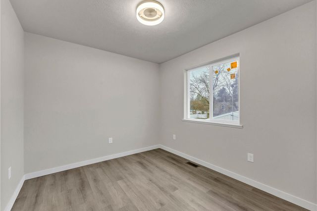 4301 N Torrez Ln, Spokane, WA 99212