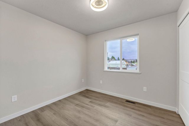 4301 N Torrez Ln, Spokane, WA 99212