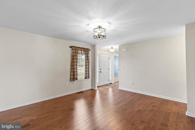 249 HEMLOCK DR, Hanover, PA 17331