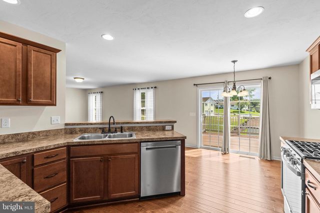 249 HEMLOCK DR, Hanover, PA 17331