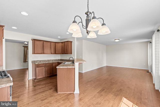 249 HEMLOCK DR, Hanover, PA 17331
