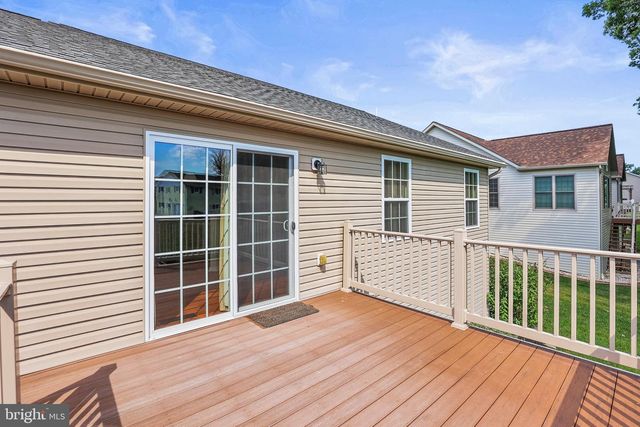 249 HEMLOCK DR, Hanover, PA 17331