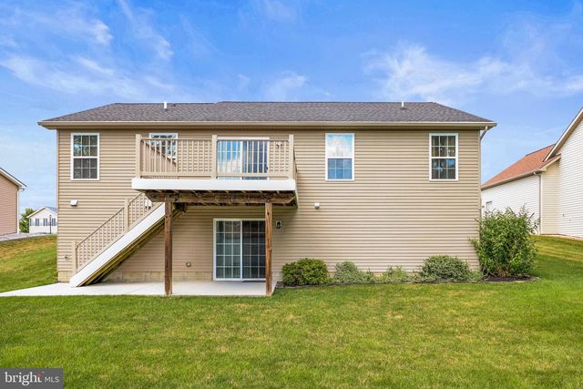 249 HEMLOCK DR, Hanover, PA 17331