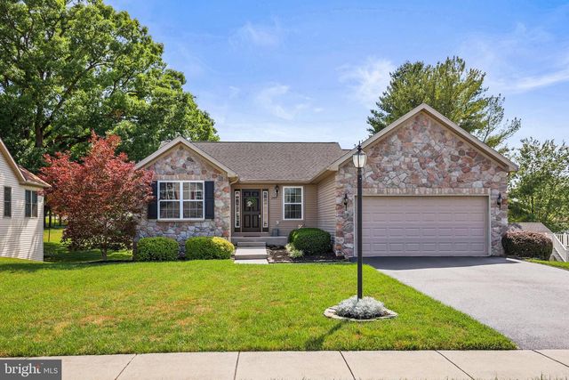 249 HEMLOCK DR, Hanover, PA 17331