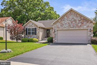 249 HEMLOCK DR, Hanover, PA 17331