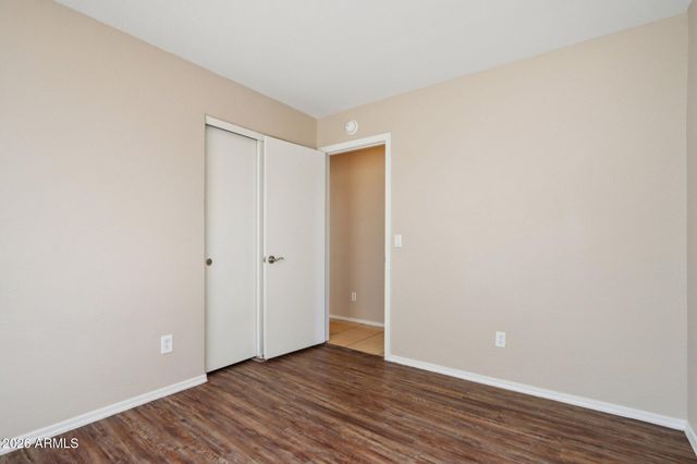 3326 W SHUMWAY FARM Road, Phoenix, AZ 85041