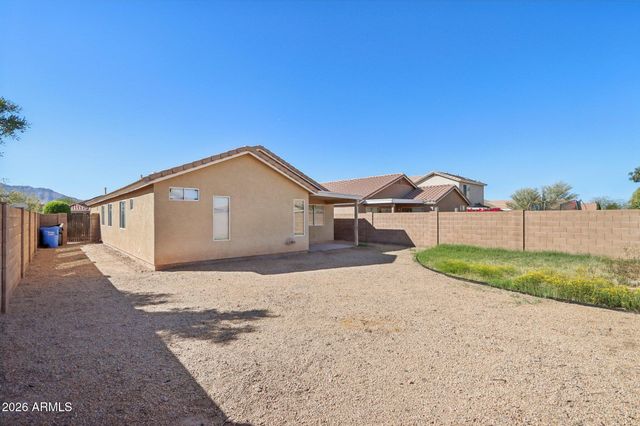 3326 W SHUMWAY FARM Road, Phoenix, AZ 85041