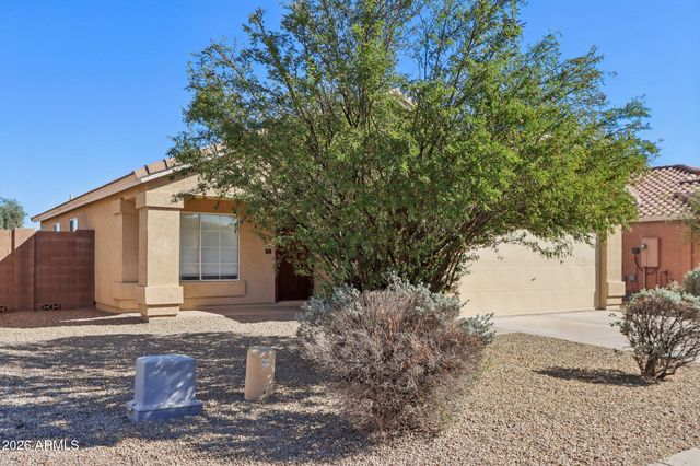 3326 W SHUMWAY FARM Road, Phoenix, AZ 85041