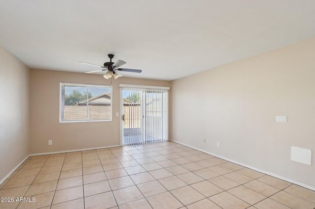 3326 W SHUMWAY FARM Road, Phoenix, AZ 85041